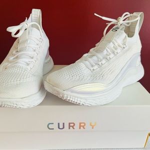 Under Armour Curry Flow Size 8.5 M